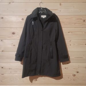 Michael Kors Women's Dark Green Water Resistant Hoodie Raincoat (no belt) Size M
